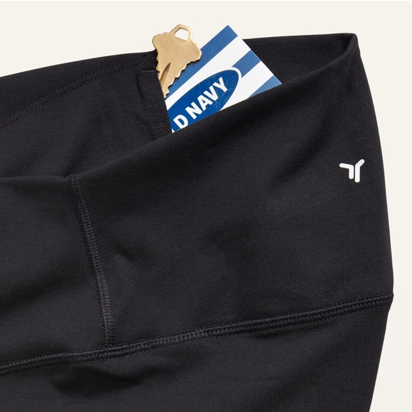 Old Navy Extra High Waisted Powerchill Leggings Power Chill Pocket Go Dry - Picture 3 of 8